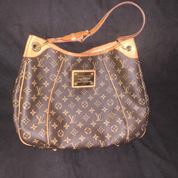 Auth Louis Vuitton Inventeur gold plaque bag - Picture 2 of 16